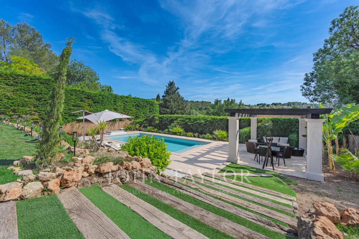 Luxury House for sale in Grasse, 850 000 €, Photo 4
