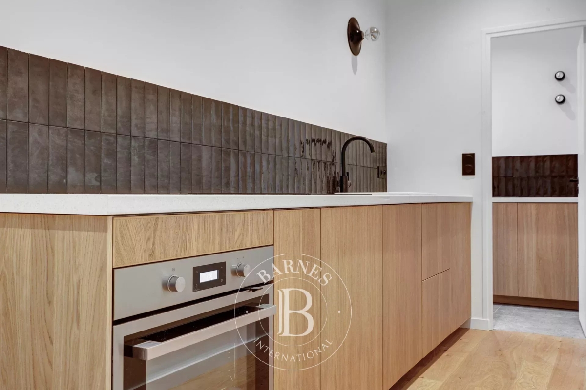 Luxury Apartment for sale in Paris 8ème, 600 000 €, Photo 5
