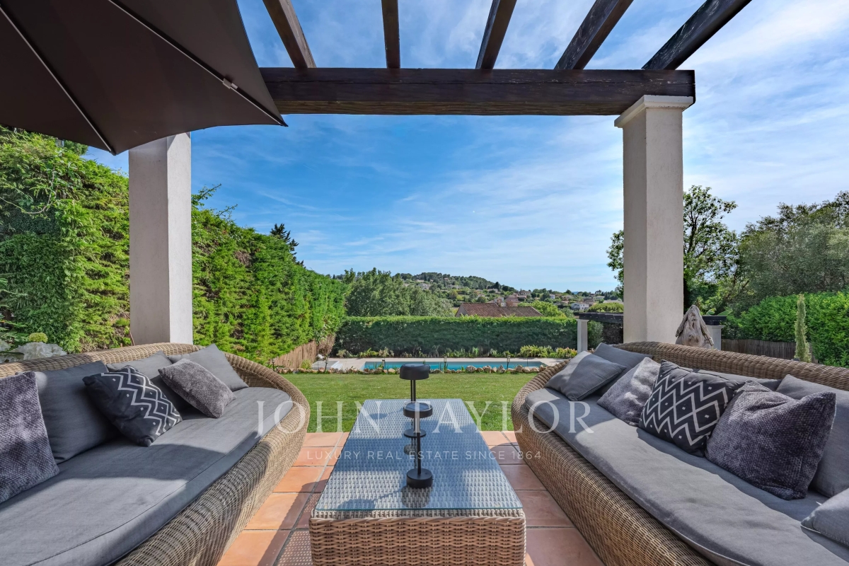 Luxury House for sale in Grasse, 850 000 €, Photo 7