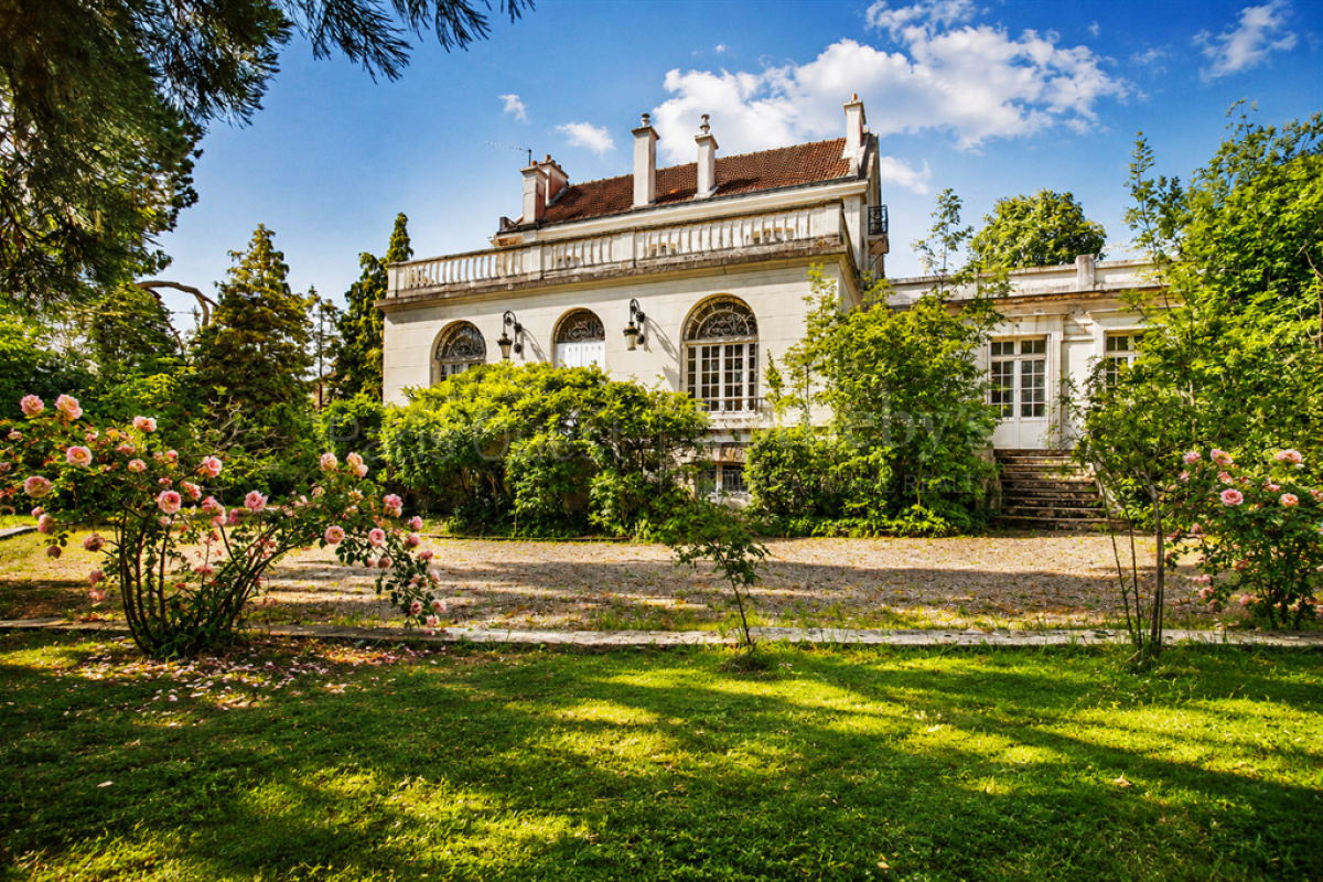 Maison de luxe à vendre à La Celle-Saint-Cloud, 1 590 000 €, Photo 1