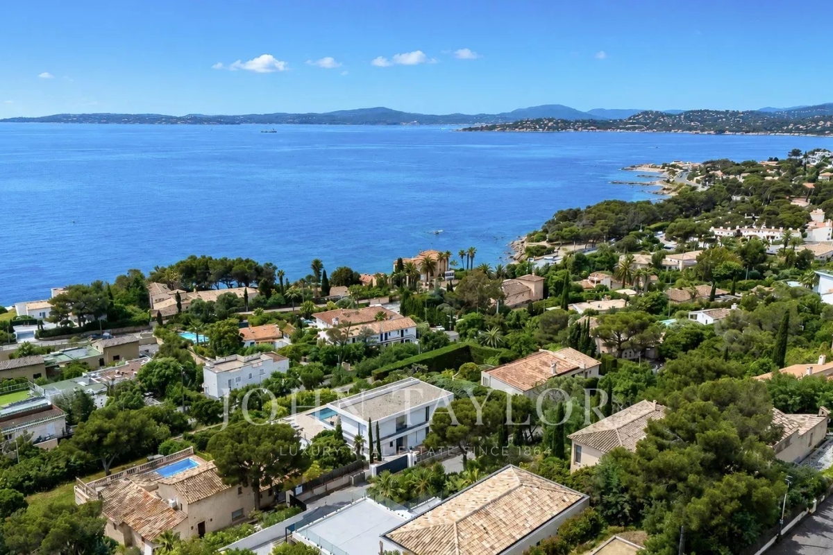Luxury House for sale in Roquebrune-sur-Argens, 3 550 000 €, Photo 2