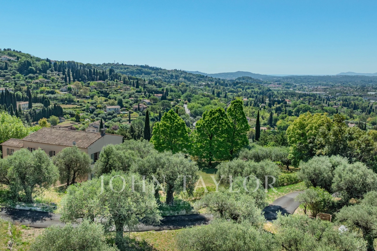 Maison de luxe à vendre à Grasse, 2 079 000 €, Photo 2