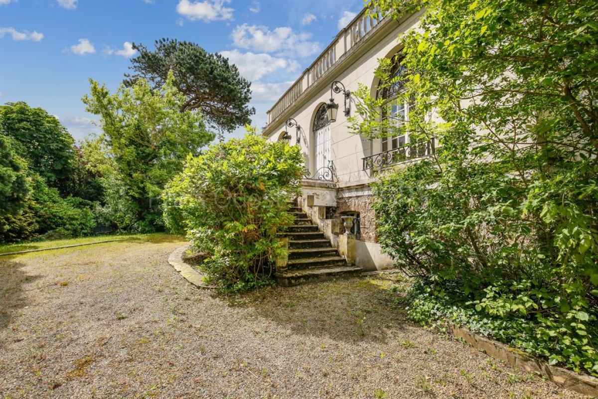 Maison de luxe à vendre à La Celle-Saint-Cloud, 1 590 000 €, Photo 3