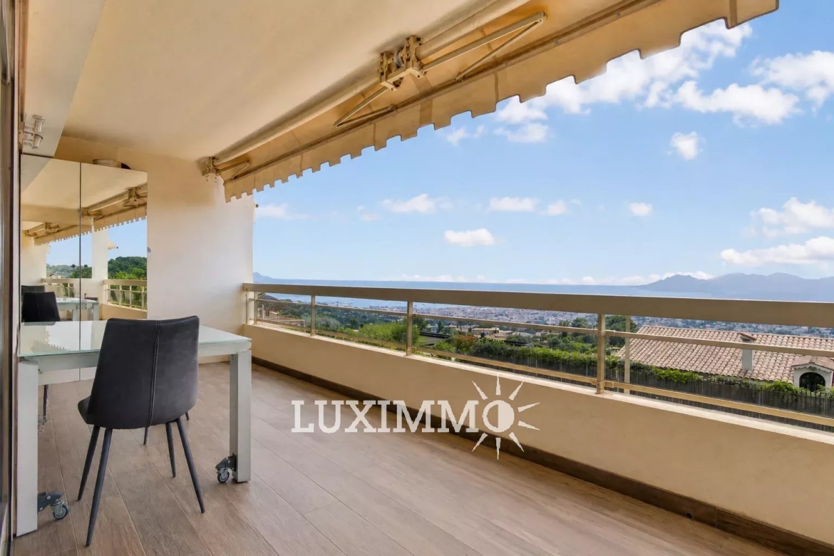Luxury Apartment for sale in Le Cannet, 630 000 €, Photo 3