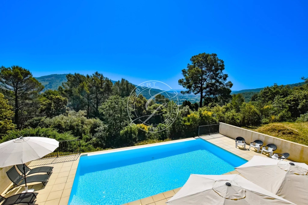 Luxury House for sale in Ampus, 695 000 €, Photo 3