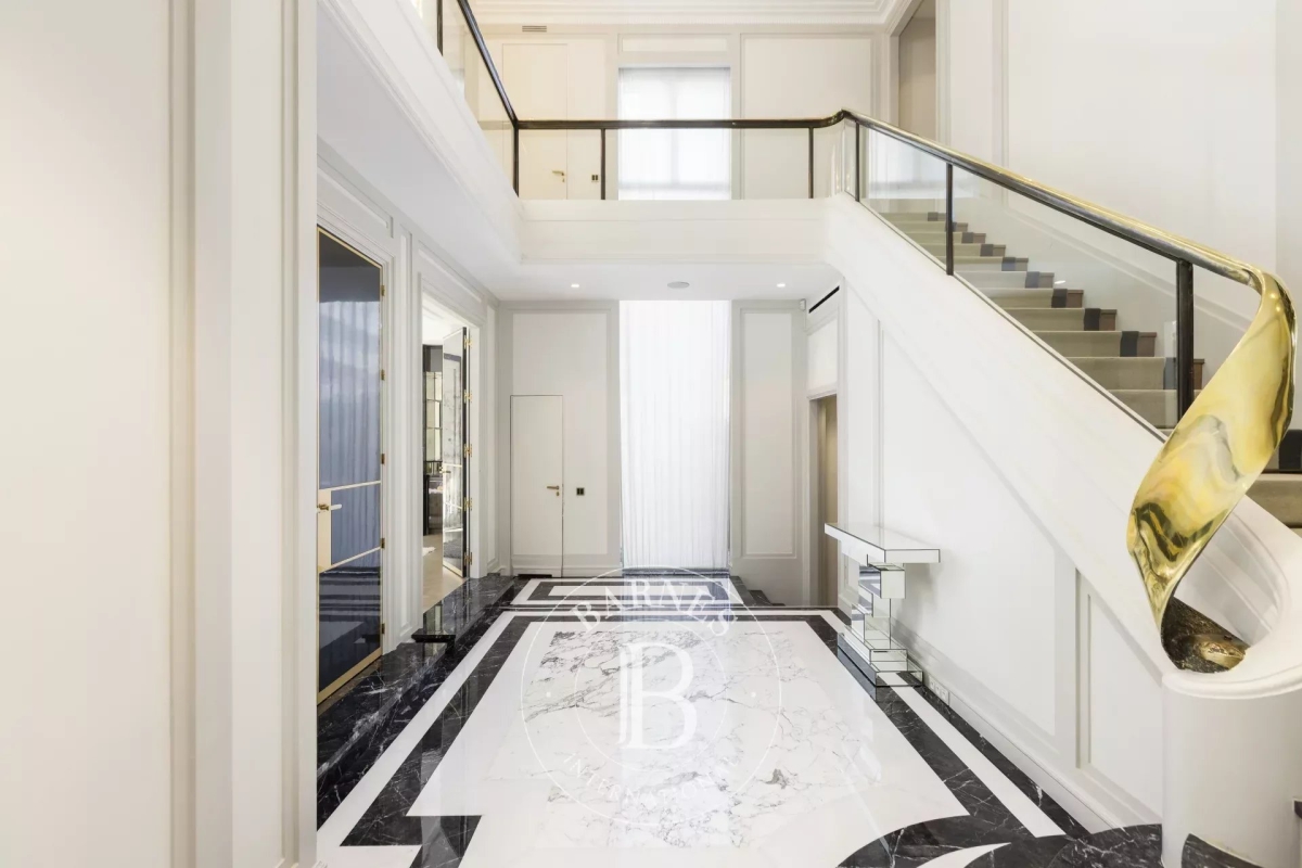 Maison de luxe à vendre à Neuilly-sur-Seine, 9 900 000 €, Photo 4