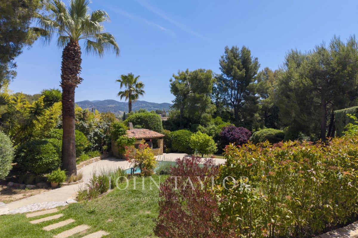 Luxury House for sale in La Cadière-d'Azur, 1 575 000 €, Photo 6
