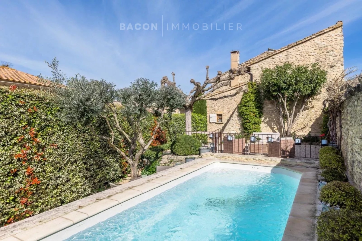 Maison de luxe à vendre à Lagnes, 650 000 €, Photo 2