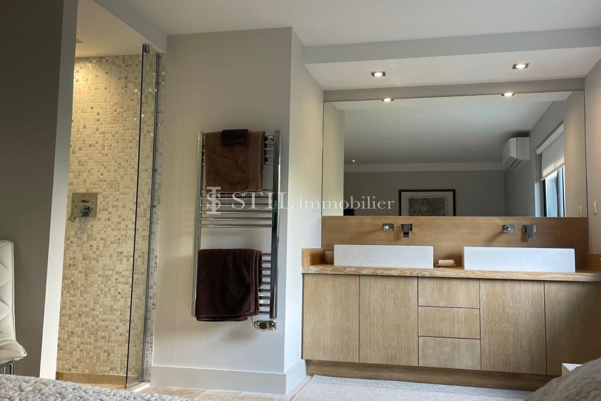 Luxury Apartment for sale in Les Issambres, 495 000 €, Photo 6