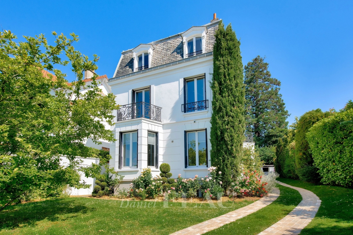 Maison de luxe à vendre à Saint-Cloud, 3 300 000 €, Photo 1
