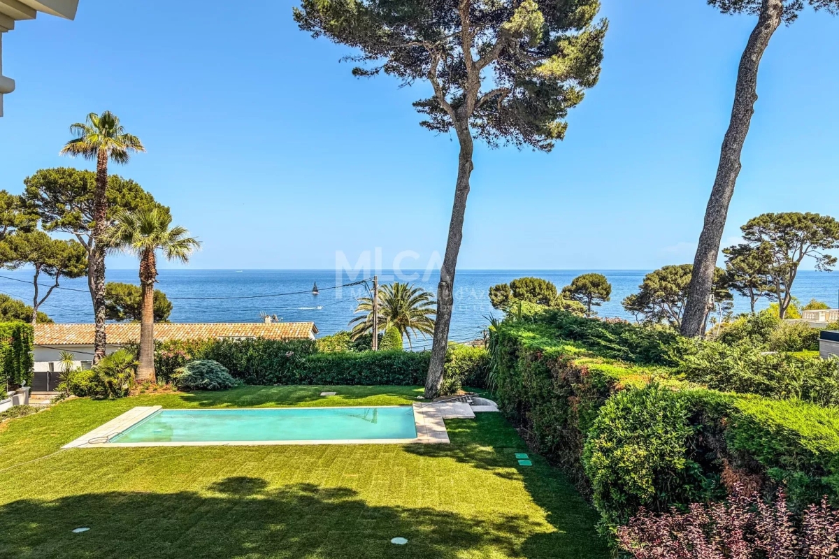 Maison de luxe à vendre à Cap d'Antibes, 3 200 000 €, Photo 1