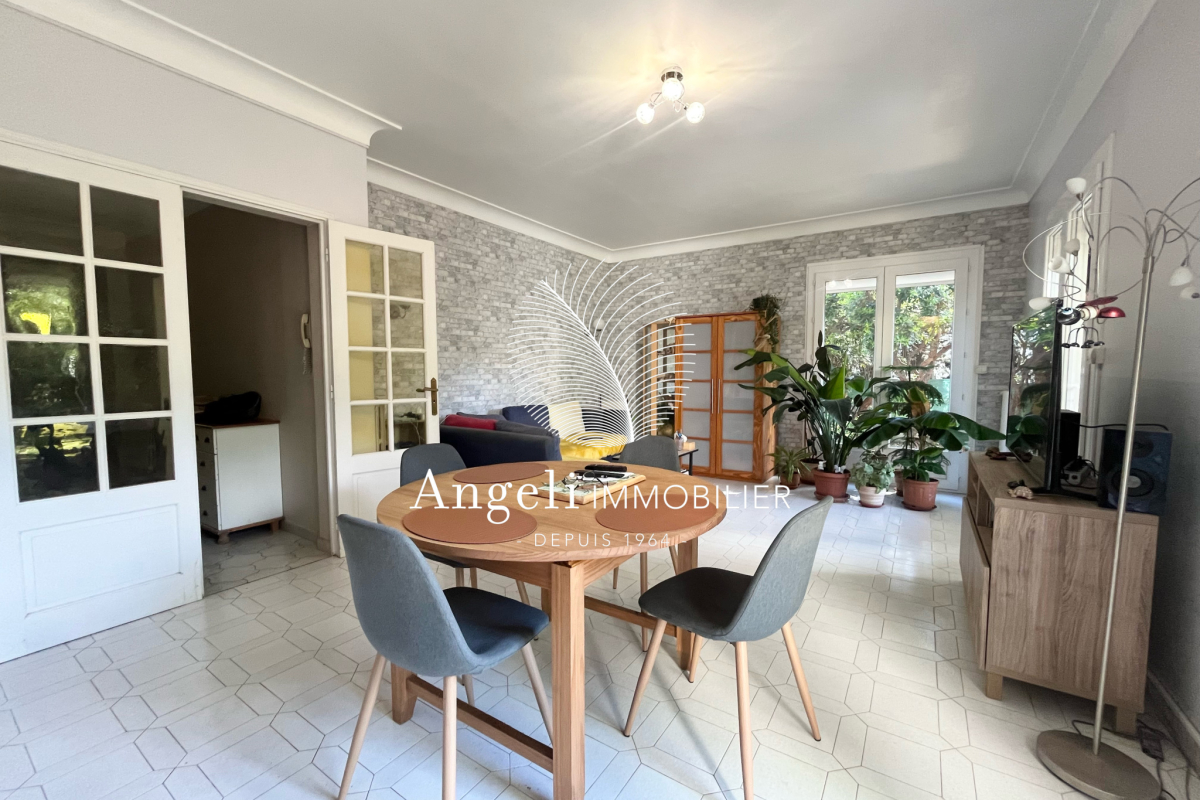 Maison de luxe à vendre à Saint-Aygulf, 670 000 €, Photo 2