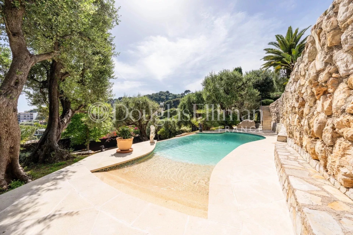 Luxury House for sale in Roquebrune-Cap-Martin, 4 600 000 €, Photo 2