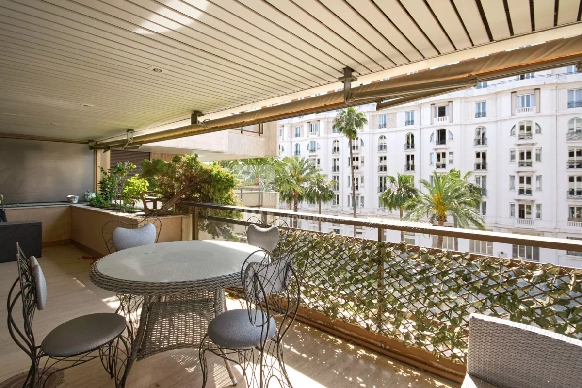 Appartement de luxe à vendre à Cannes, 1 100 000 €, Photo 3