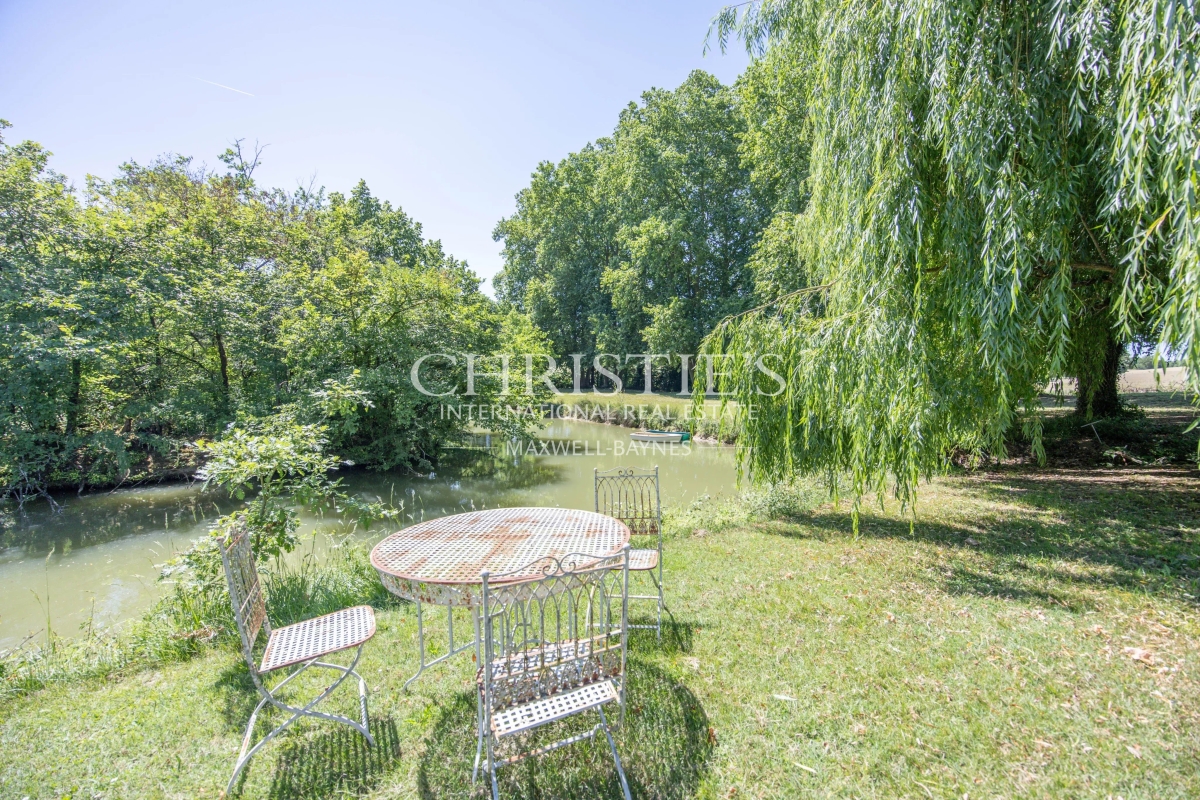 Luxury House for sale in Lauzun, 979 000 €, Photo 6
