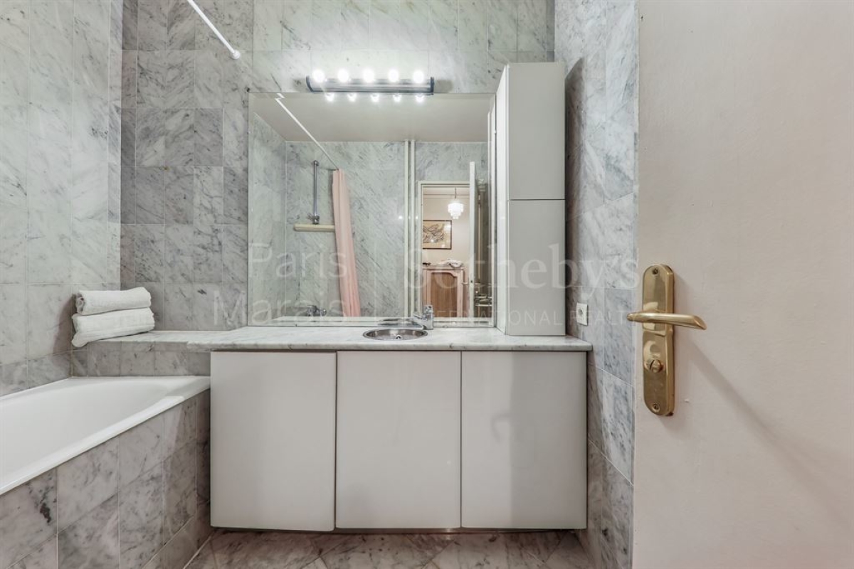 Luxury Apartment for sale in Paris 11ème, 580 000 €, Photo 7
