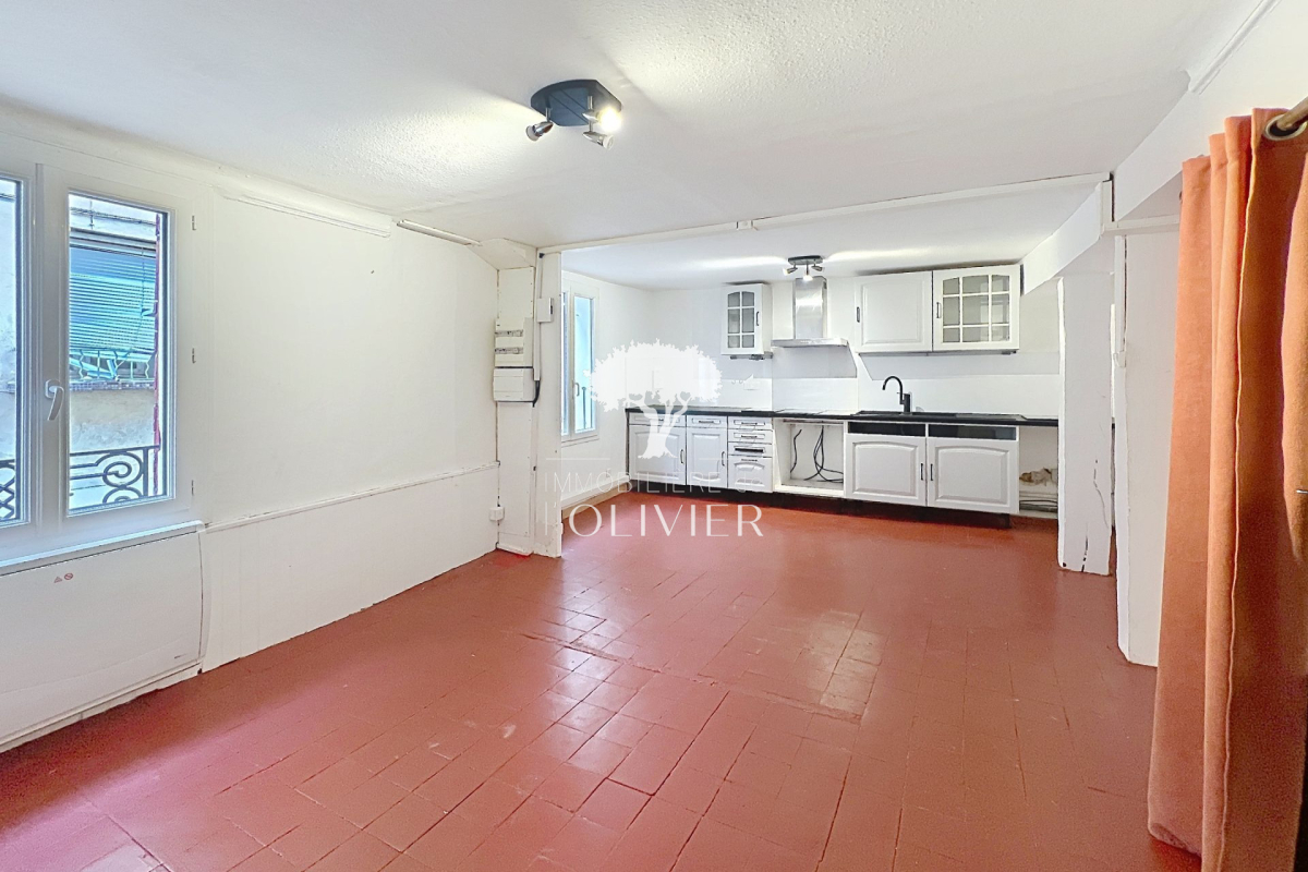 Luxury House for sale in Apt, 140 000 €, Photo 1
