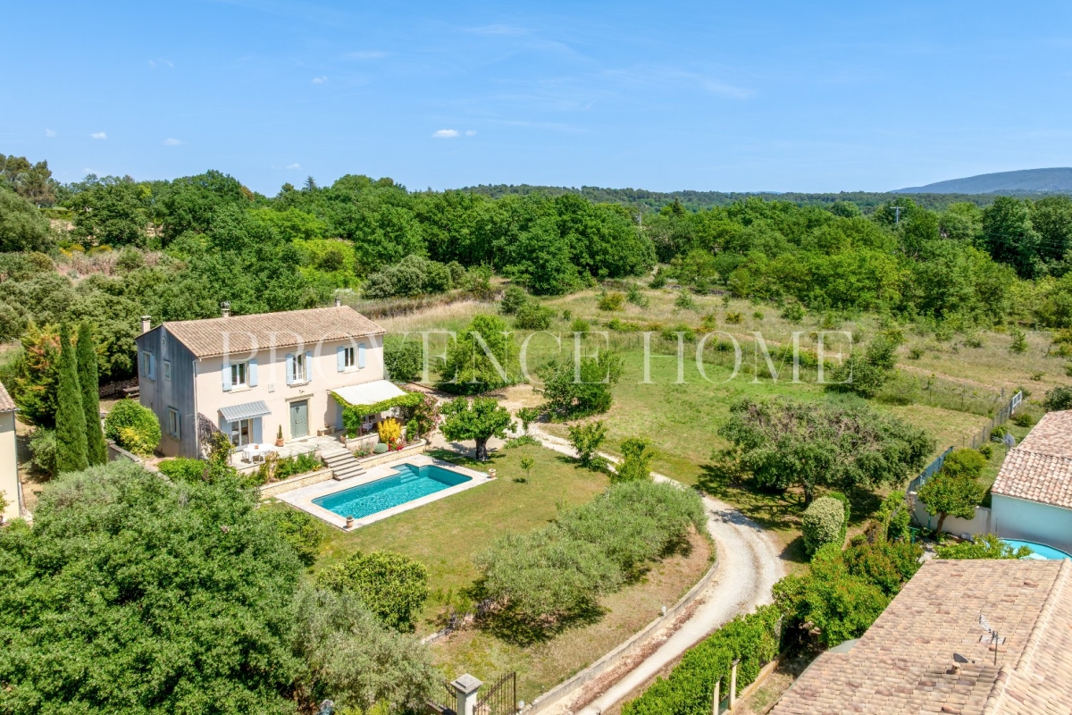 Luxury House for sale in Oppède, 980 000 €, Photo 1