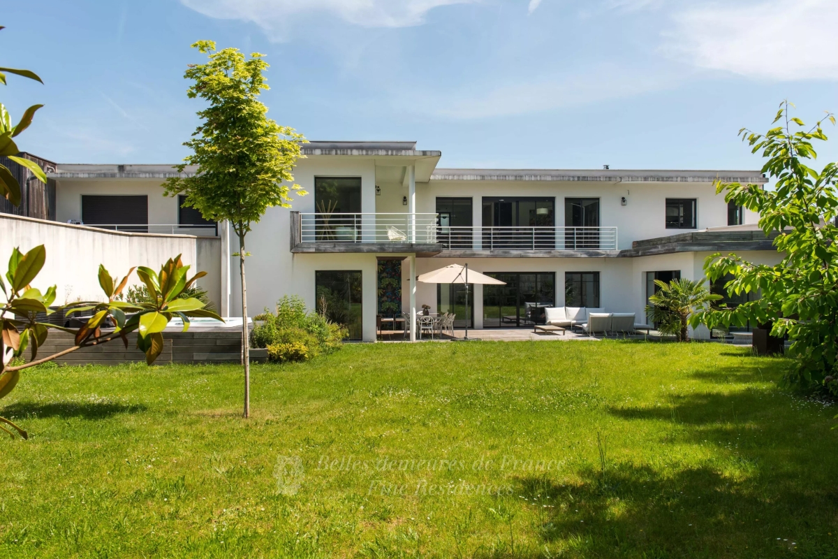 Maison de luxe à vendre à Fontainebleau, 3 675 000 €, Photo 2