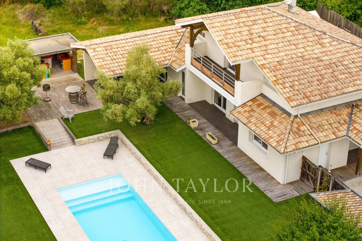 Maison de luxe à vendre à Lege Cap Ferret, 1 490 000 €, Photo 1