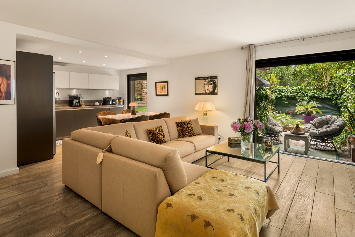Appartement de luxe à vendre à Saint-Tropez, 1 260 000 €, Photo 2