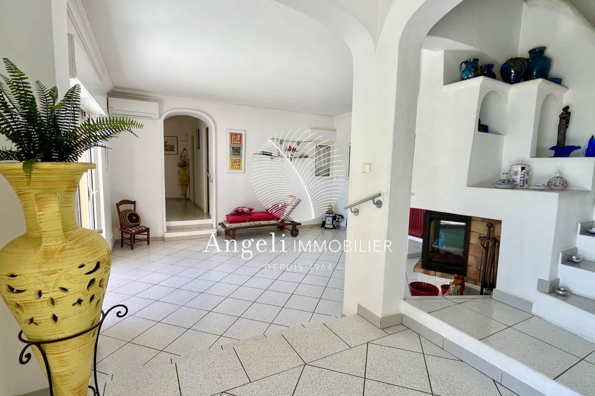 Maison de luxe à vendre à Les Issambres, 780 000 €, Photo 5