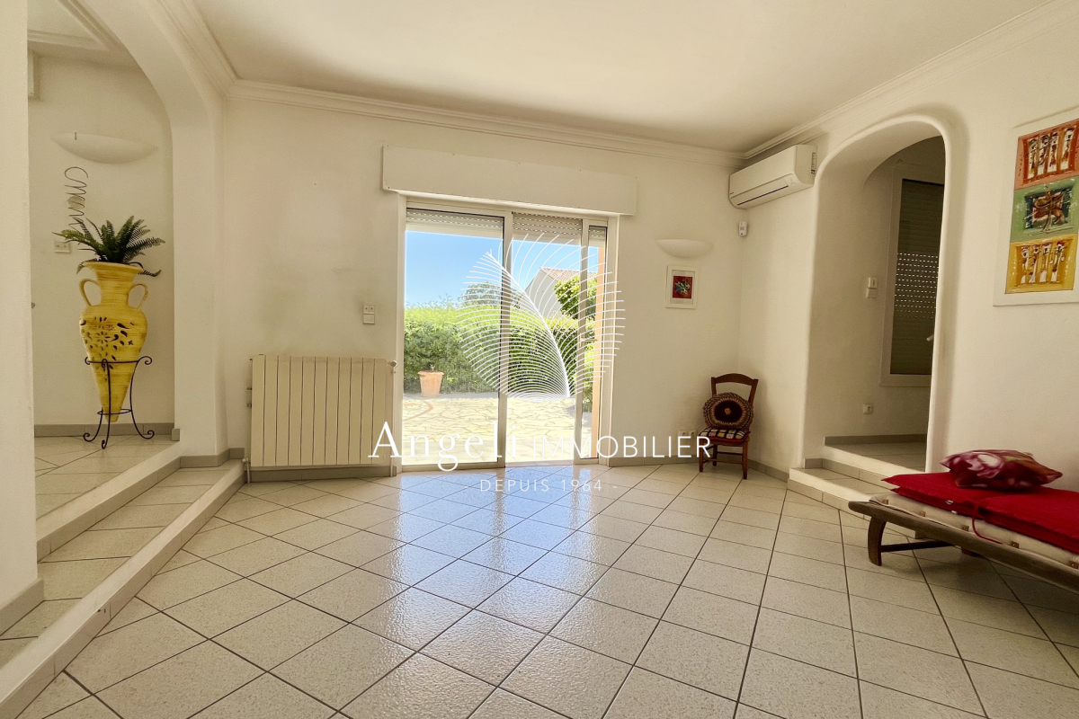 Maison de luxe à vendre à Les Issambres, 780 000 €, Photo 7