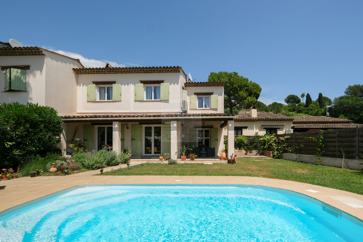 Maison de luxe à vendre à Saint-Paul-de-Vence, 750 000 €, Photo 1