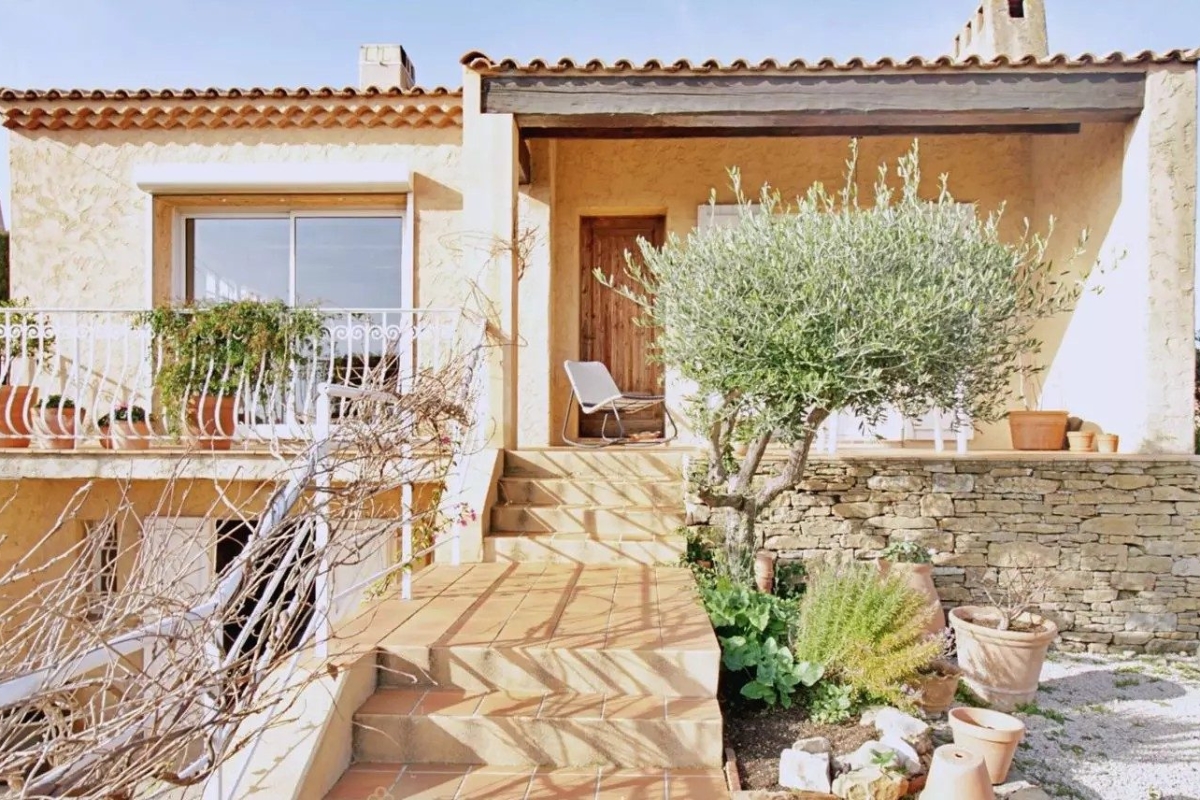 Maison de luxe à vendre à La Ciotat, 698 000 €, Photo 3