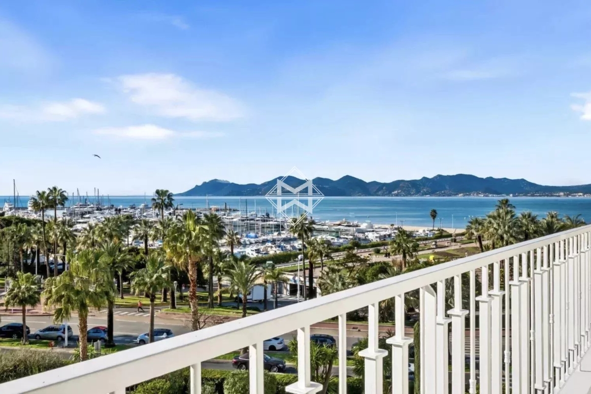 Appartement de luxe à vendre à Cannes, 2 440 000 €, Photo 1