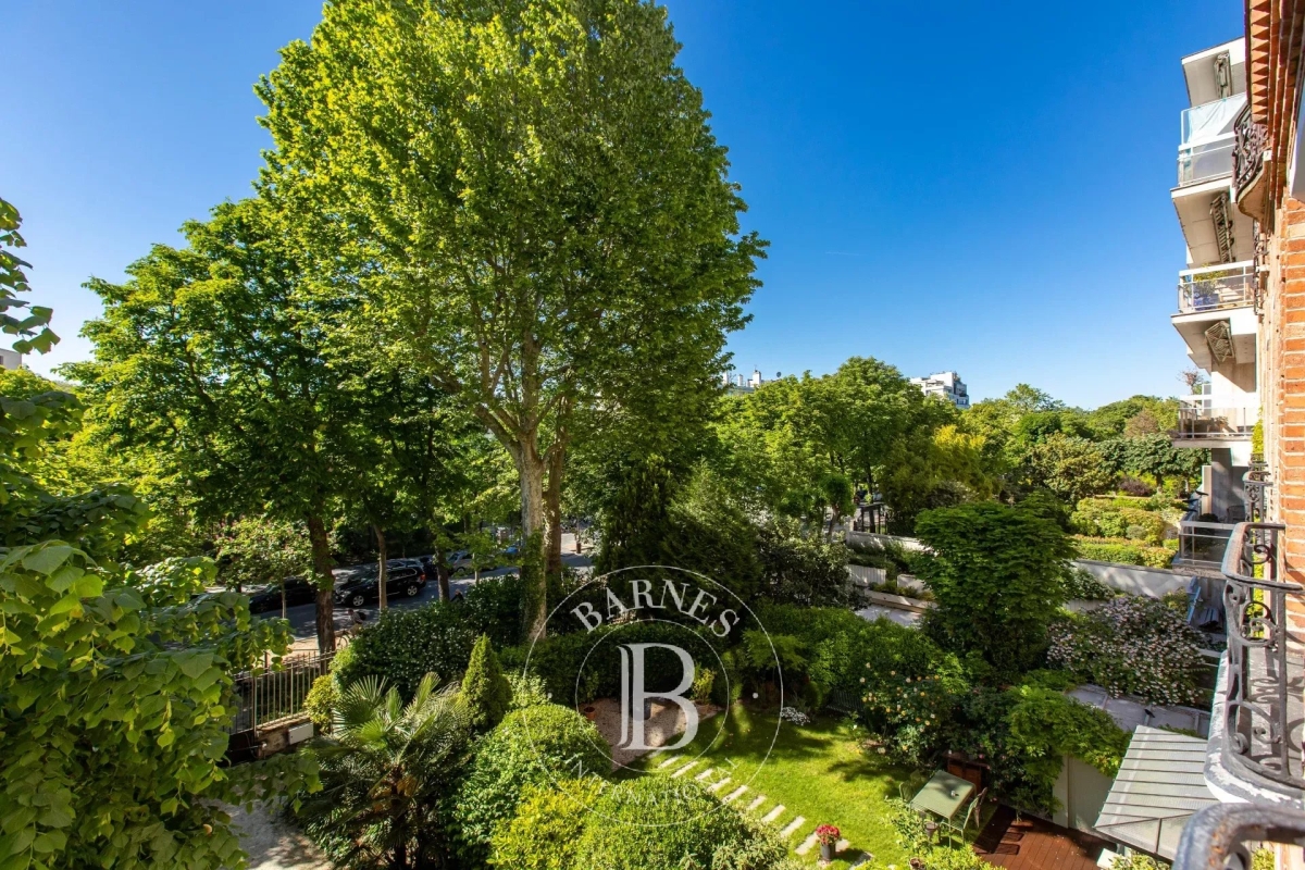 Luxury Apartment for sale in Neuilly-sur-Seine, 3 250 000 €, Photo 1