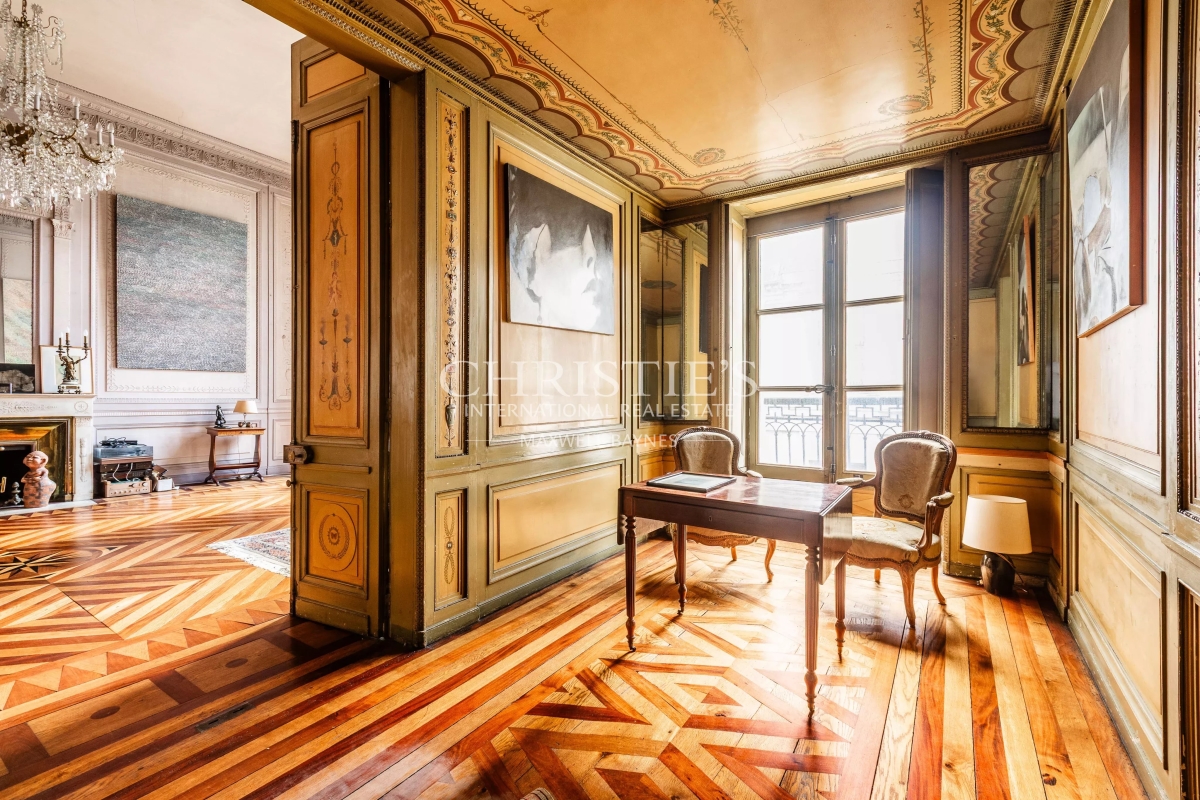 Luxury Apartment for sale in Bordeaux, 1 520 000 €, Photo 1