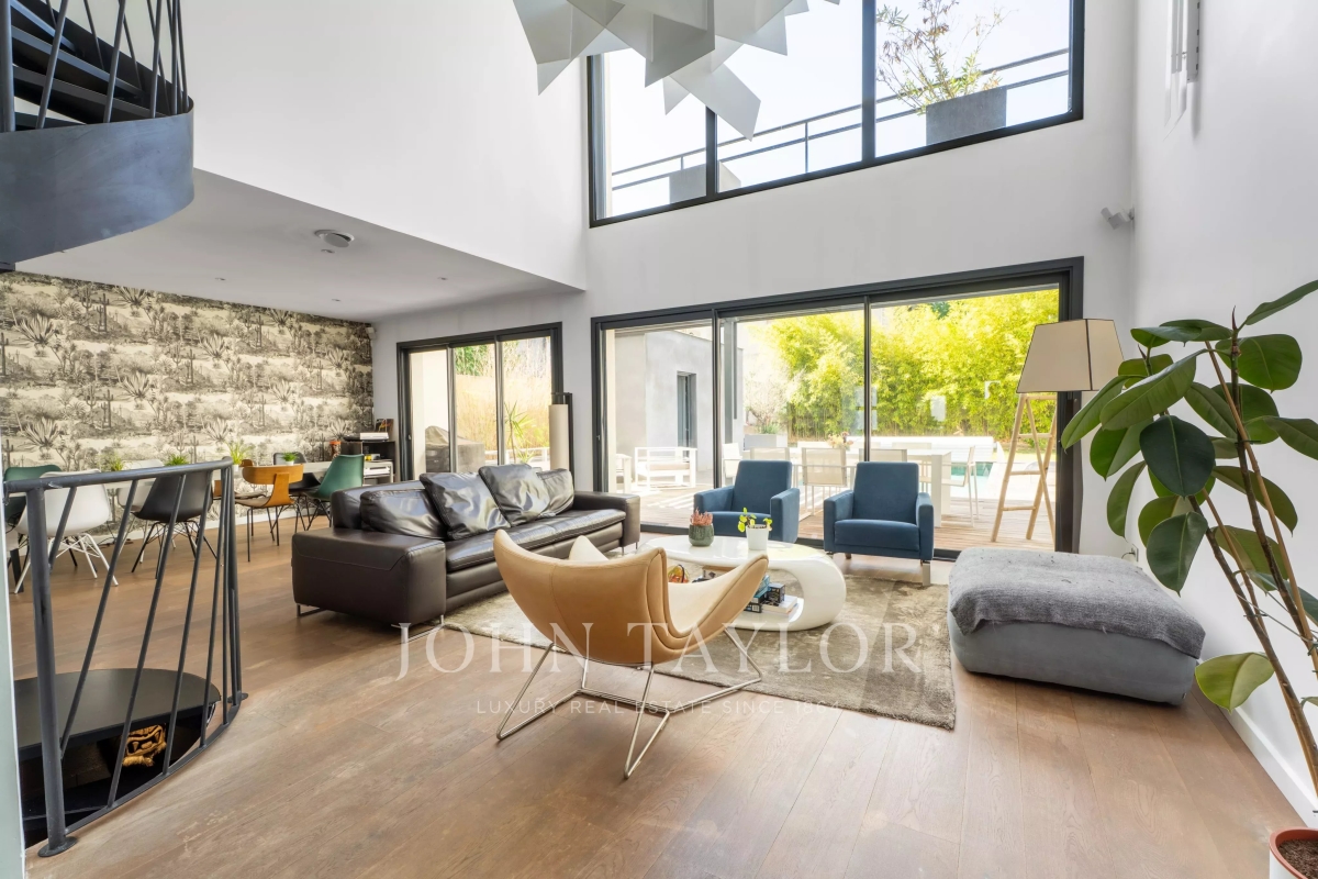 Maison de luxe à vendre à Bordeaux, 1 293 000 €, Photo 2