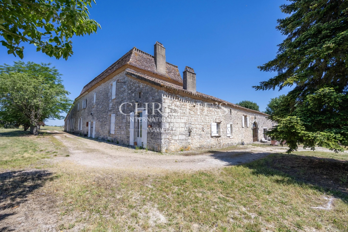 Maison de luxe à vendre à Bergerac, 1 200 000 €, Photo 2