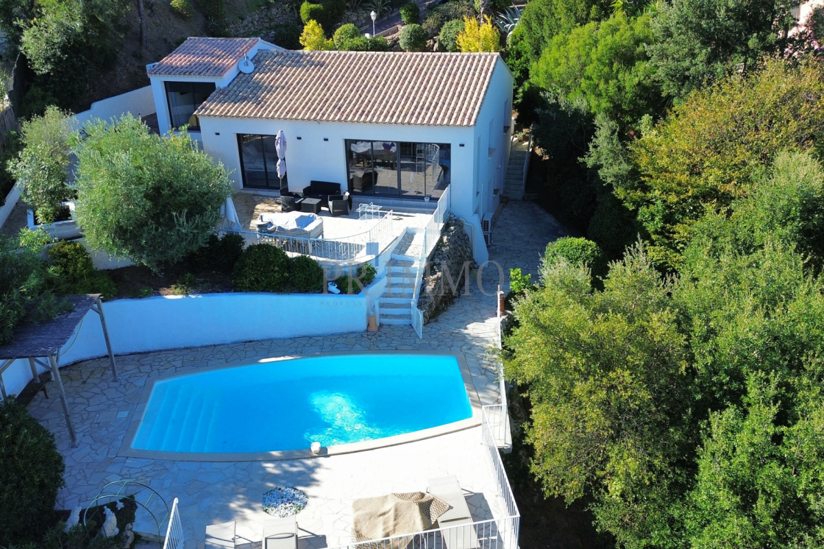 Luxury House for sale in Les Issambres, 940 000 €, Photo 3