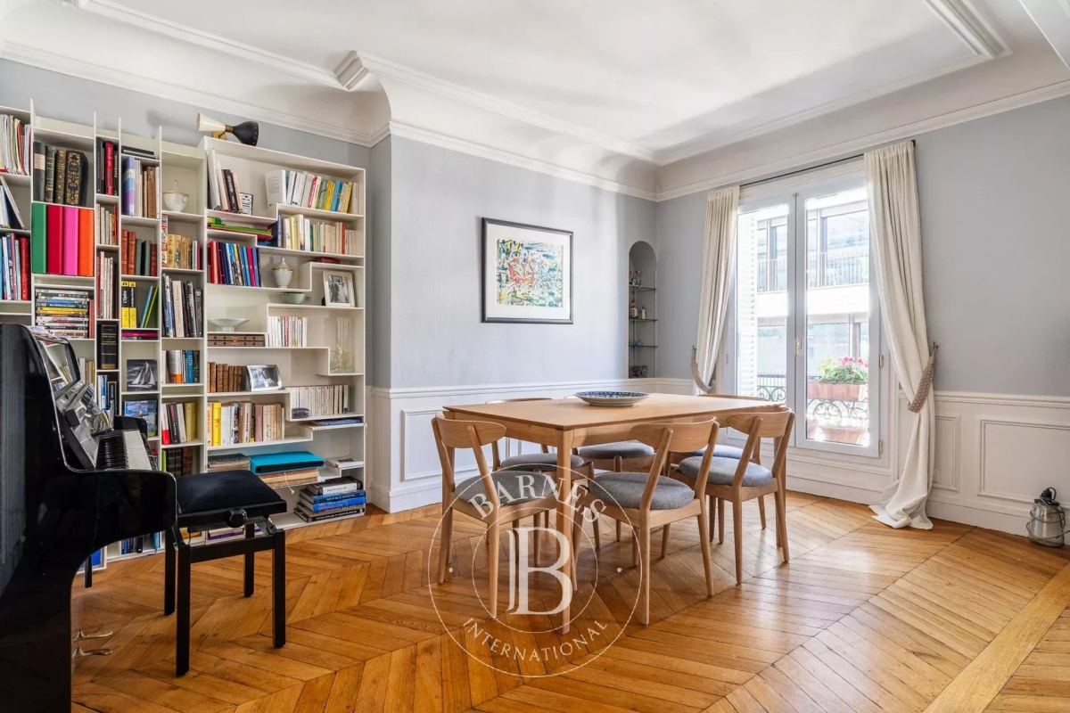 Luxury Apartment for sale in Paris 16ème, 1 560 000 €, Photo 4