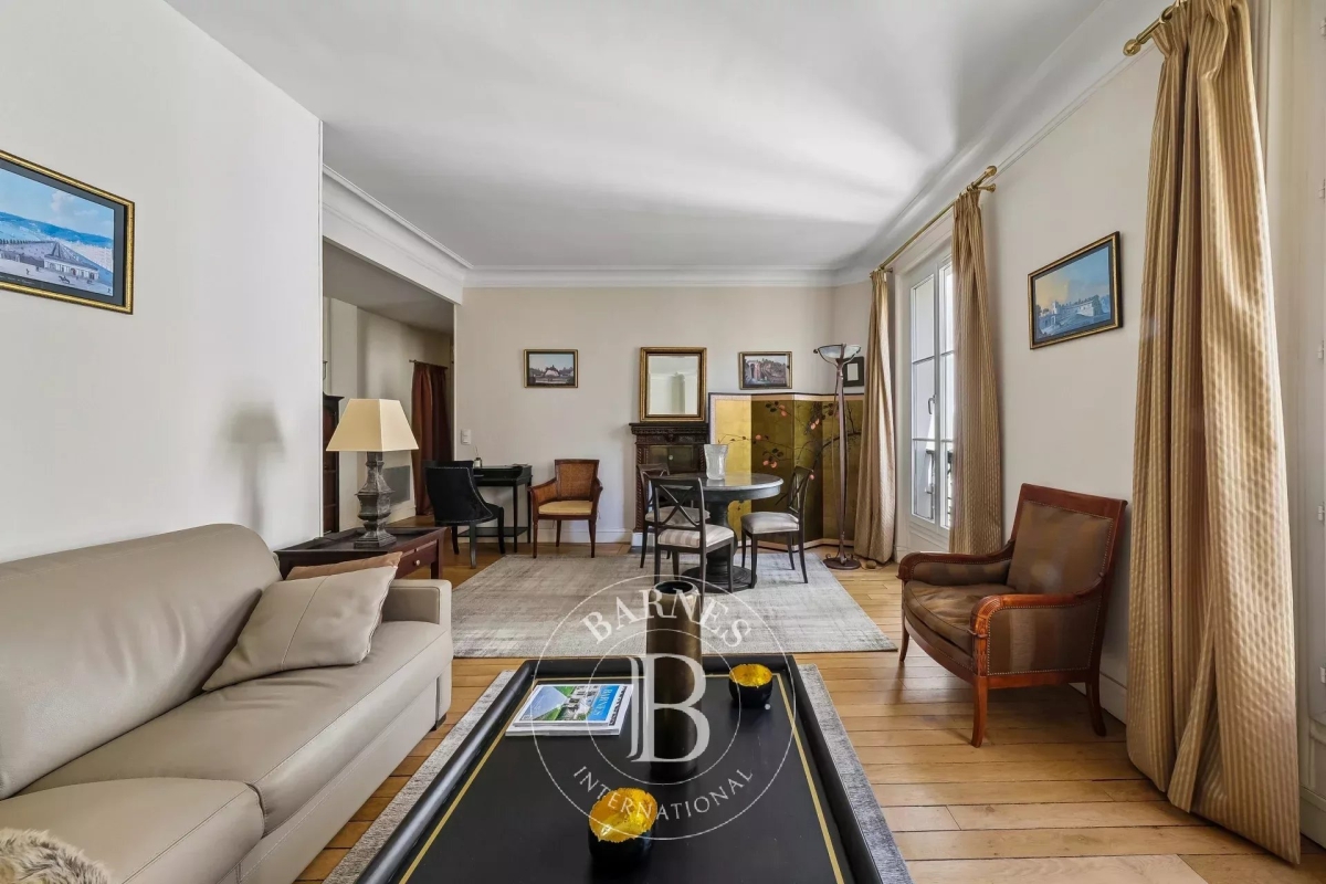 Appartement de luxe à vendre à Paris 7ème, 695 000 €, Photo 4