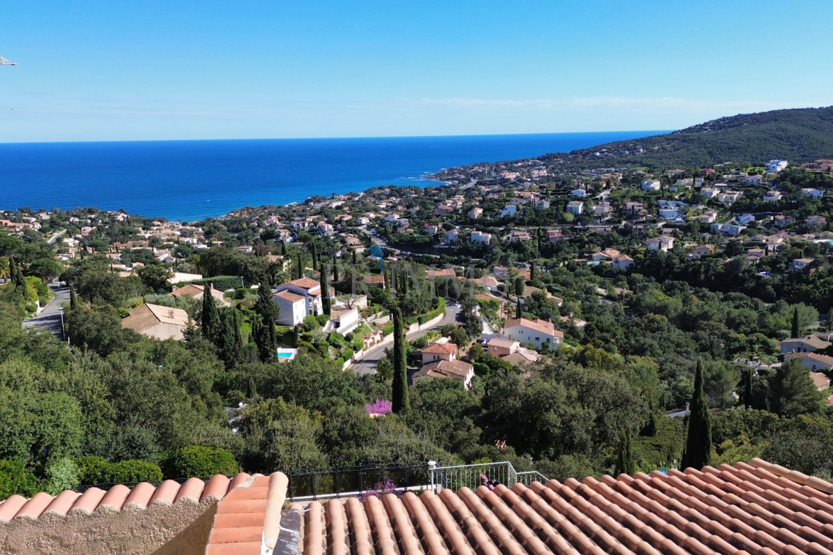 Maison de luxe à vendre à Roquebrune-sur-Argens, 980 000 €, Photo 5