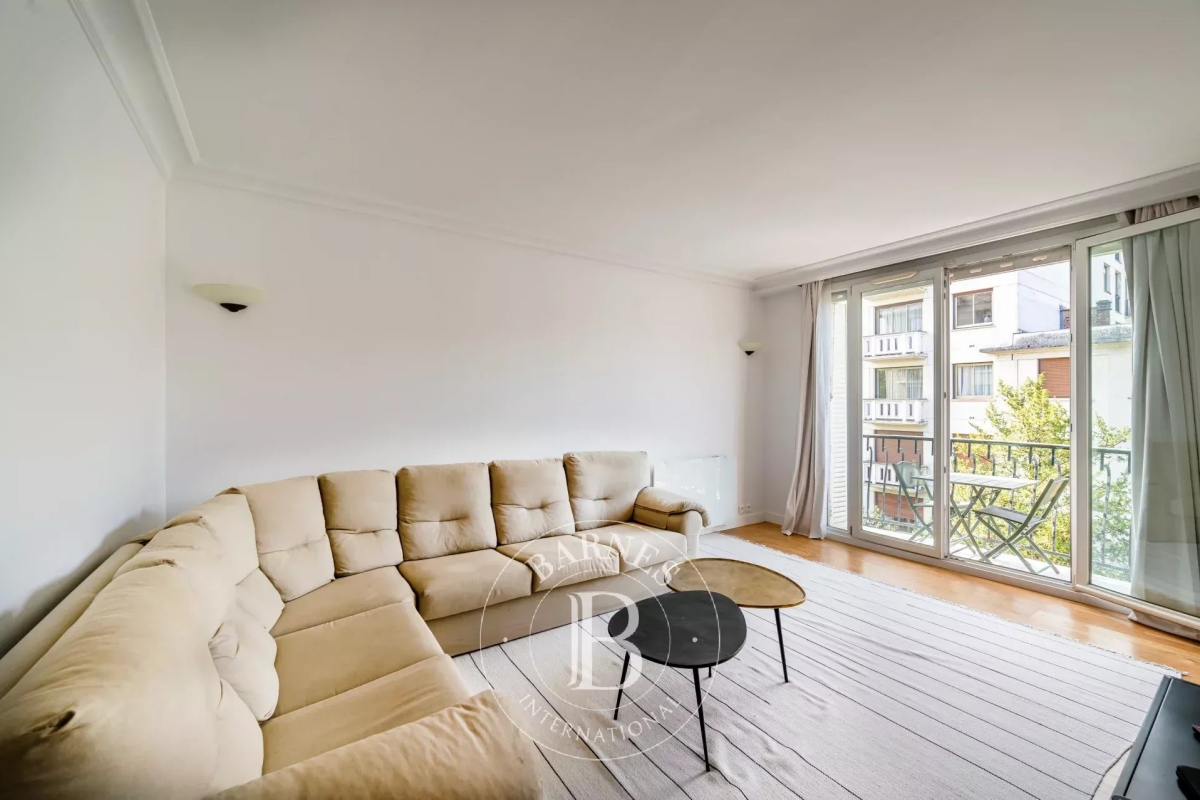 Luxury Apartment for sale in Neuilly-sur-Seine, 1 370 000 €, Photo 5