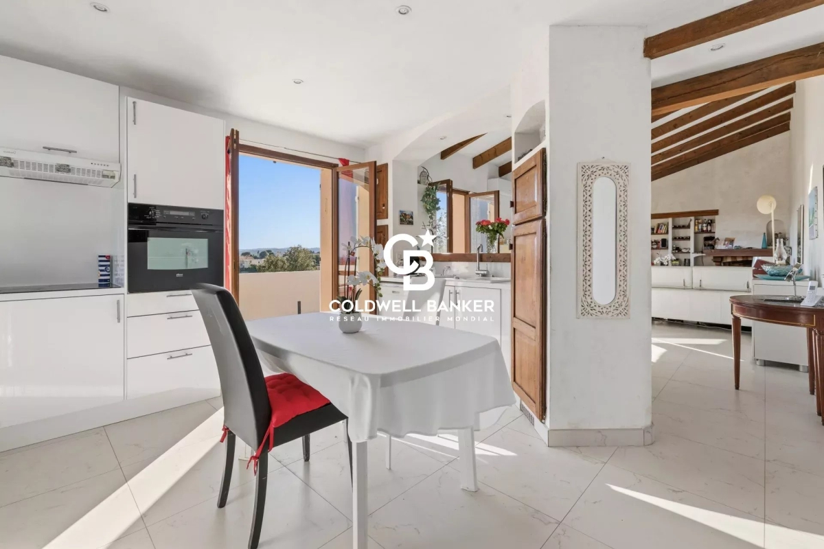 Maison de luxe à vendre à Cagnes-sur-Mer, 745 000 €, Photo 5