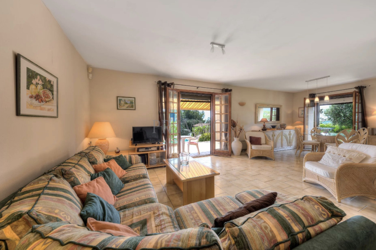 Maison de luxe à vendre à Saint-Aygulf, 899 000 €, Photo 6
