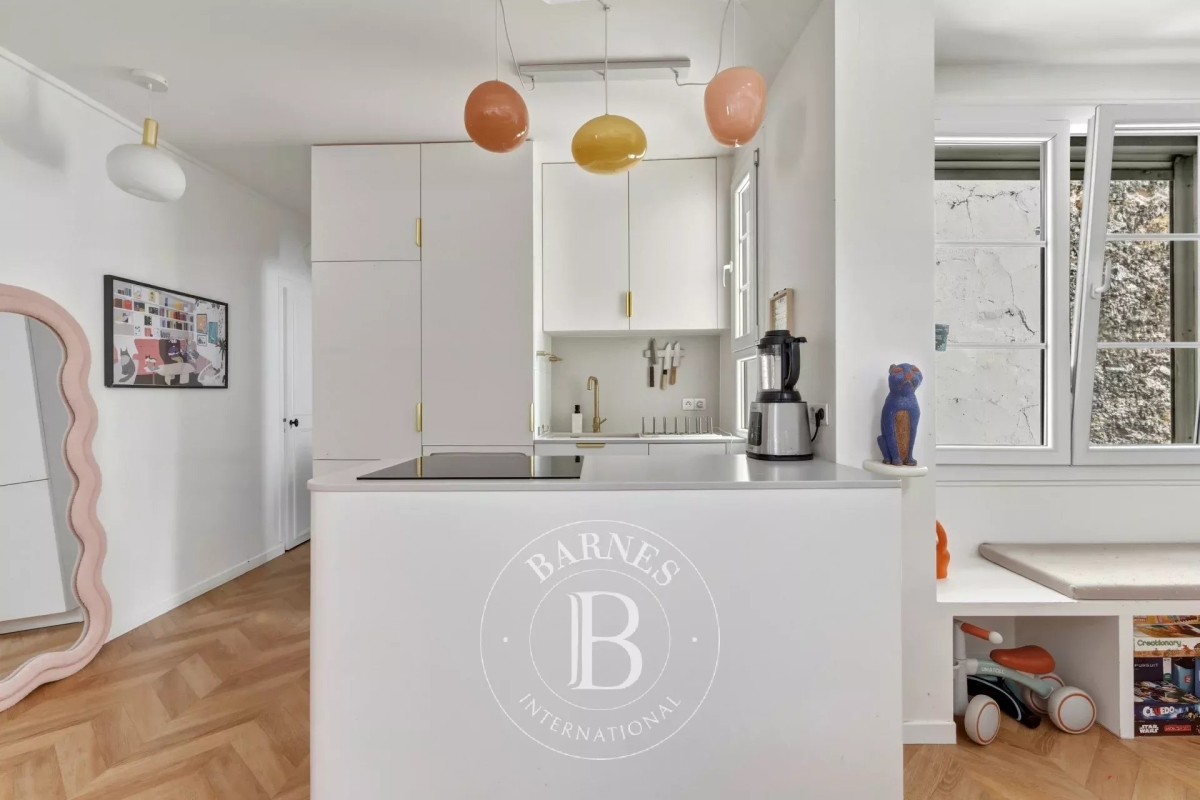Luxury Apartment for sale in Paris 3Ème, 695 000 €, Photo 6