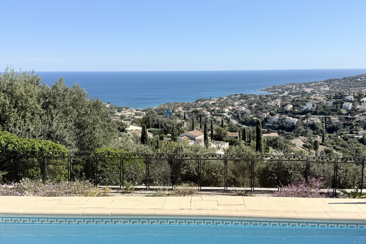 Maison de luxe à vendre à Roquebrune-sur-Argens, 980 000 €, Photo 7