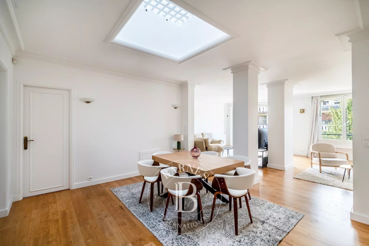 Luxury Apartment for sale in Neuilly-sur-Seine, 1 370 000 €, Photo 7