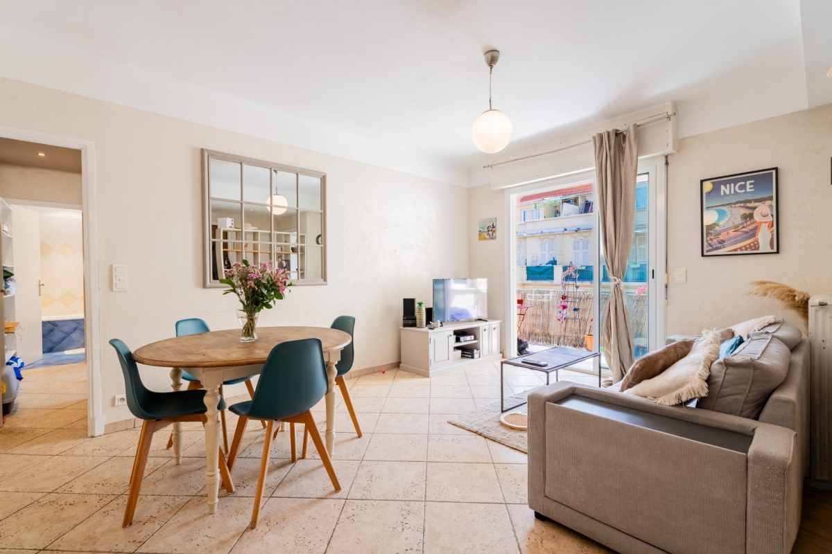Appartement de luxe à vendre à Nice, 295 000 €, Photo 1