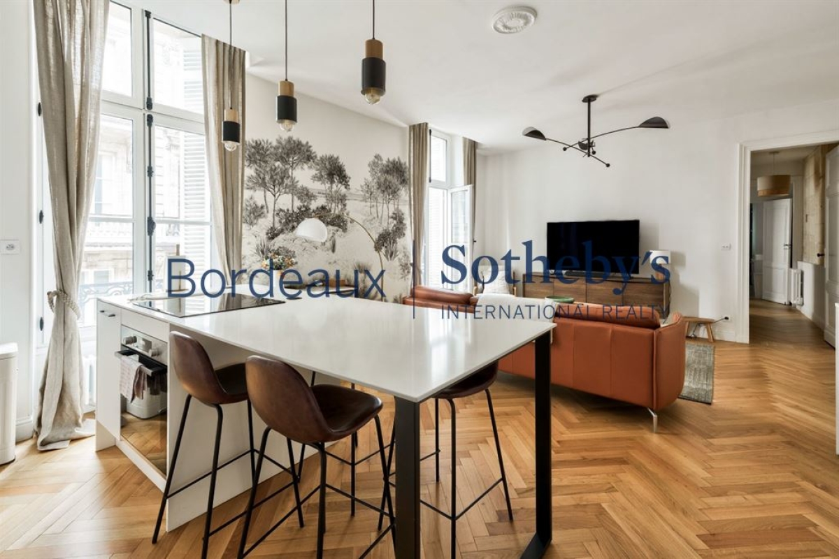 Appartement de luxe à vendre à Bordeaux, 471 000 €, Photo 1