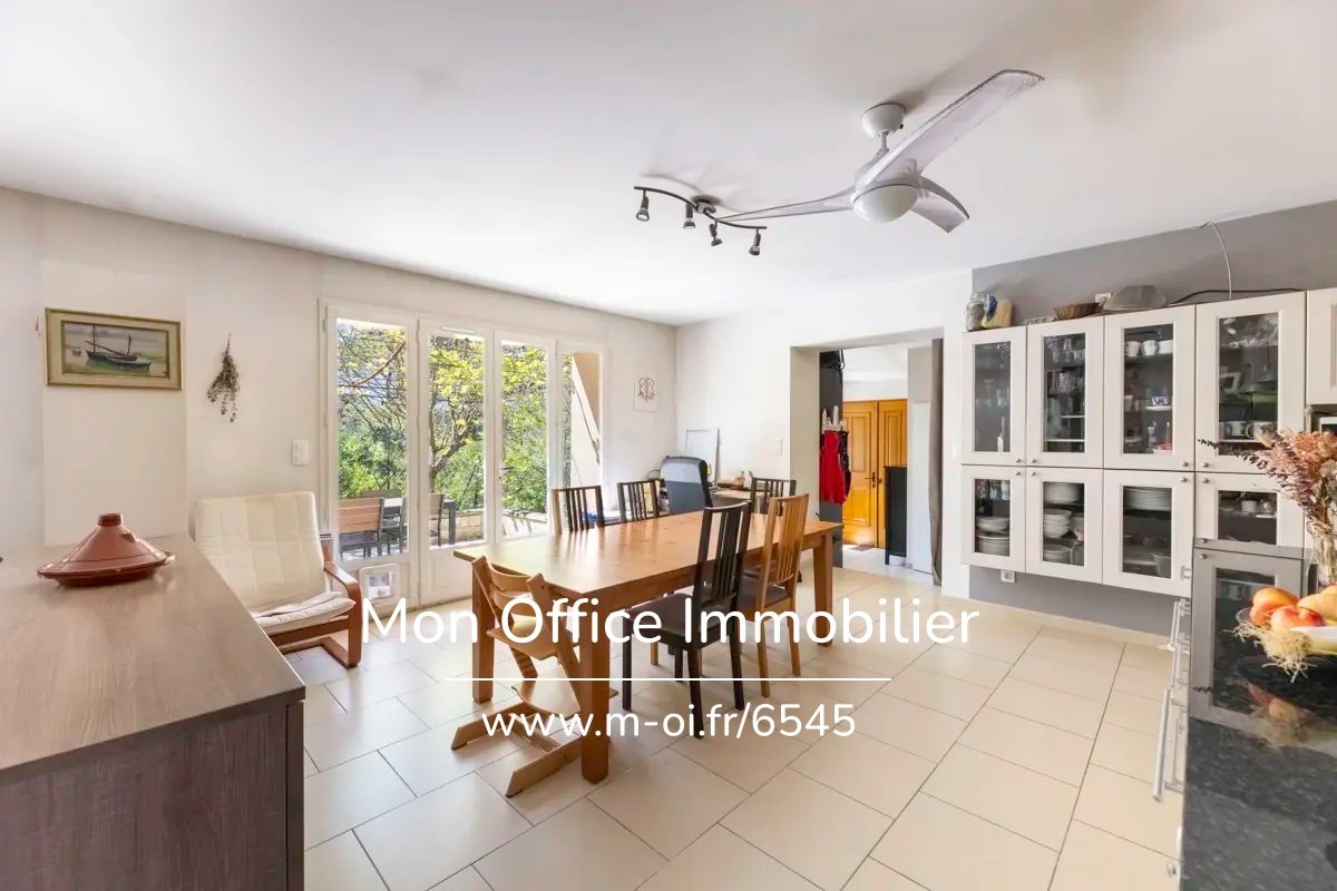 Maison de luxe à vendre à Aix-en-Provence, 525 000 €, Photo 2