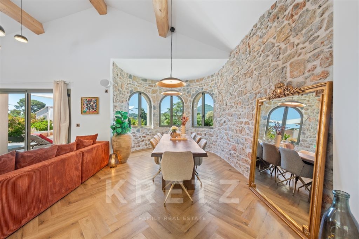 Maison de luxe à vendre à Carqueiranne, 1 590 000 €, Photo 2