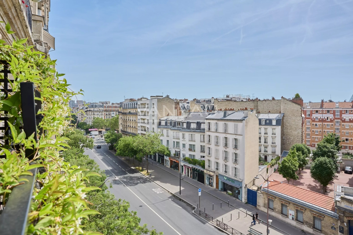Luxury Apartment for sale in Paris 16ème, 1 043 000 €, Photo 2