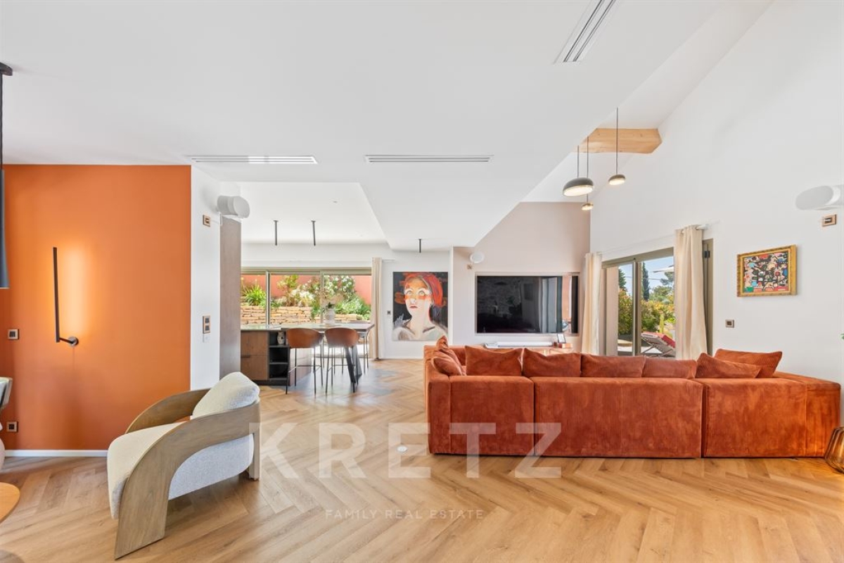 Maison de luxe à vendre à Carqueiranne, 1 590 000 €, Photo 3